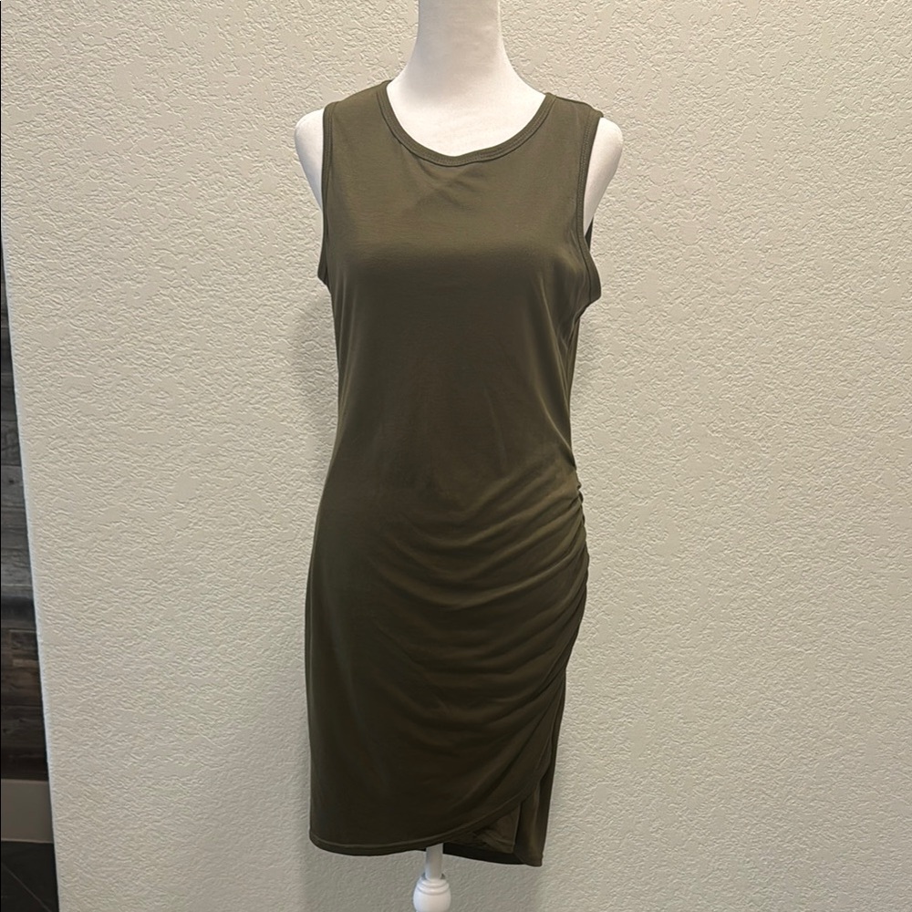 Black Sleeveless Crew Neck Sheath Midi Dress